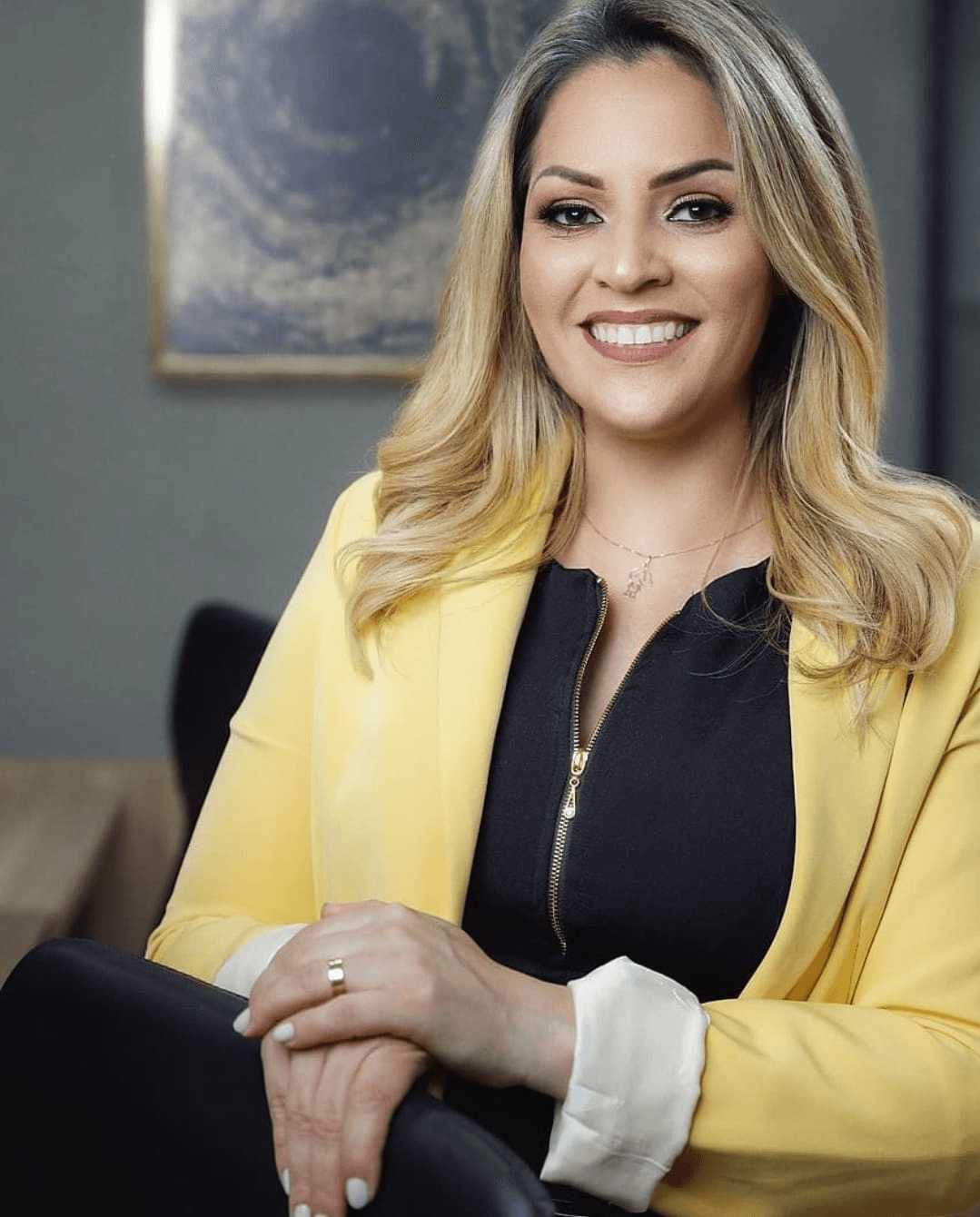 Dra. Tatiane Clares Diniz Zapater — advogada especialista em Direito Trabalhista e Cível